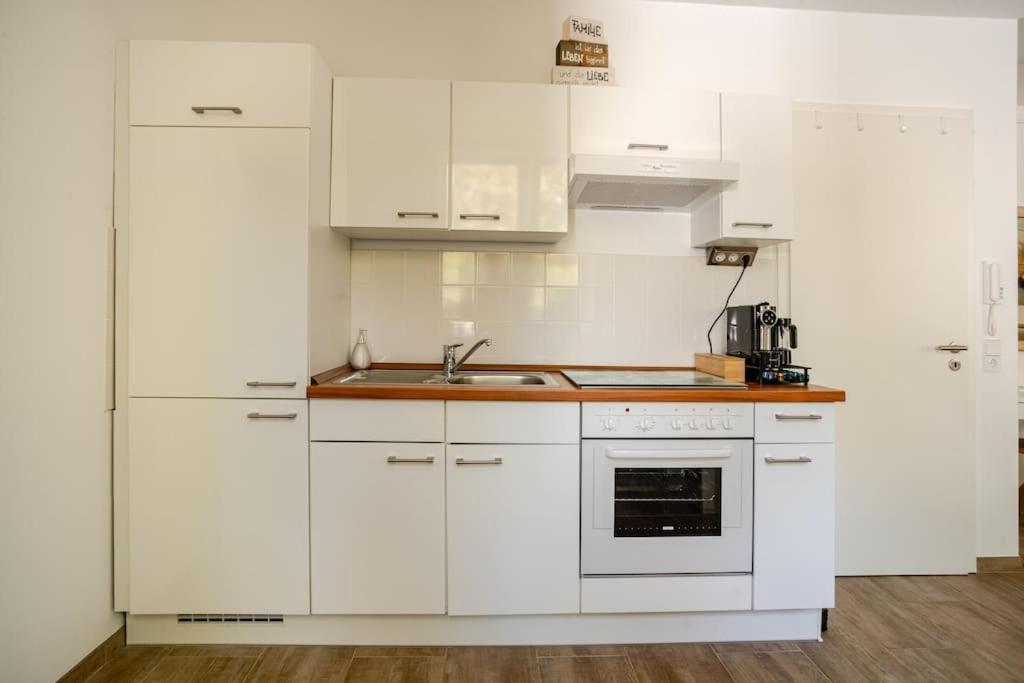 Tolles Apartment In Idyllischer Ruhiger Lage Брауншвайг Екстериор снимка